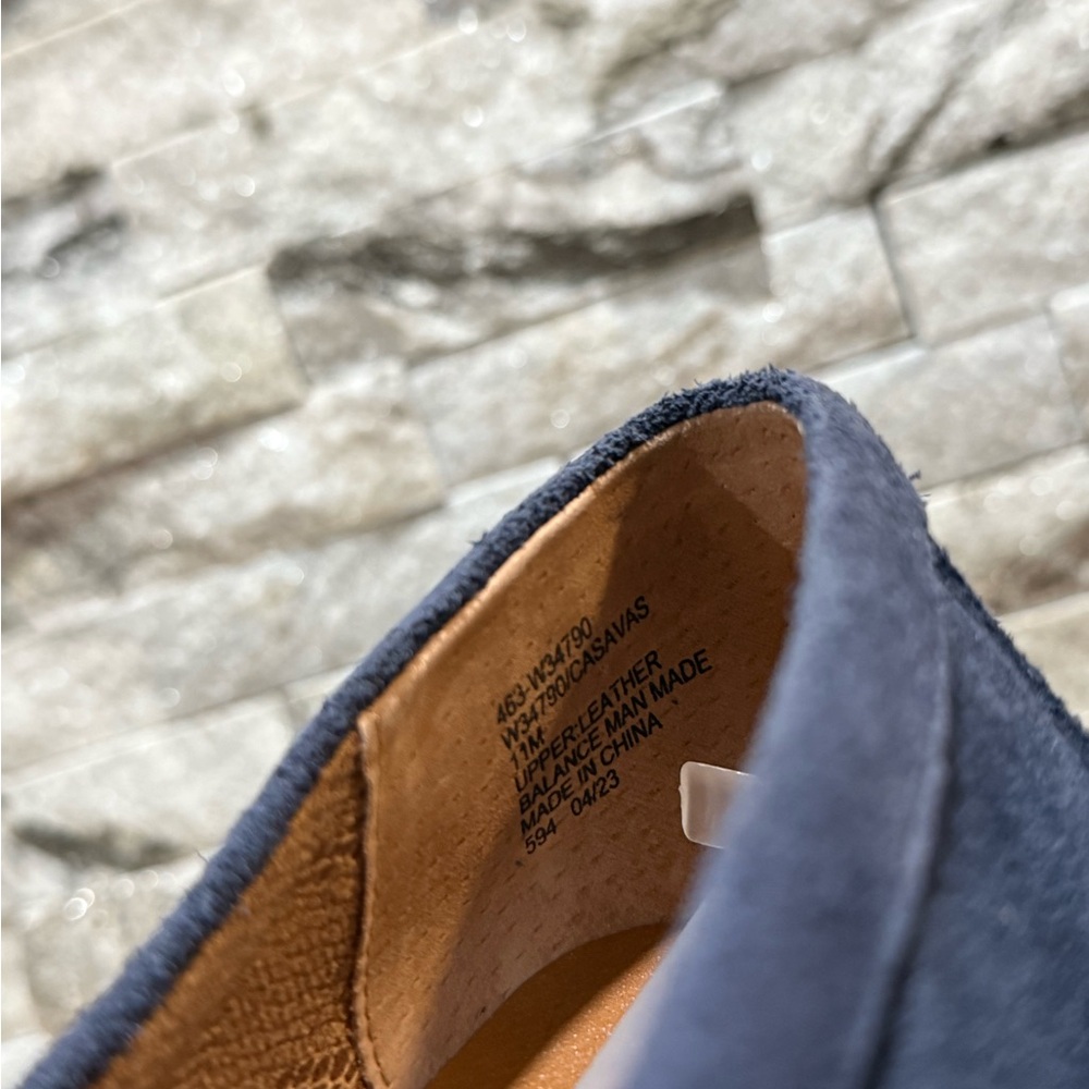 White Mountain Genuine Upper Leather Navy Casavas Loafers - Size Women’s 11 - Picture 12 of 14